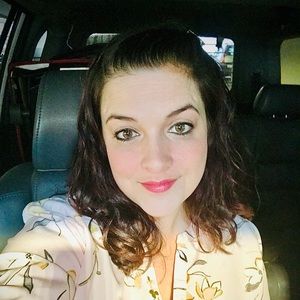 Meet your Posher, Myha